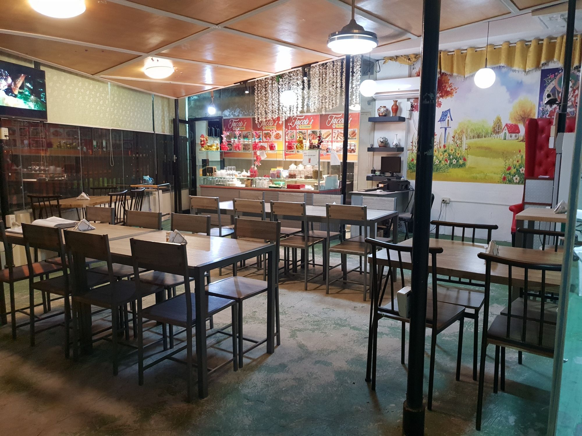 Christina's & Restaurant 2* Manila