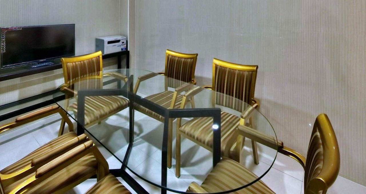 D Circle Hotel Manila