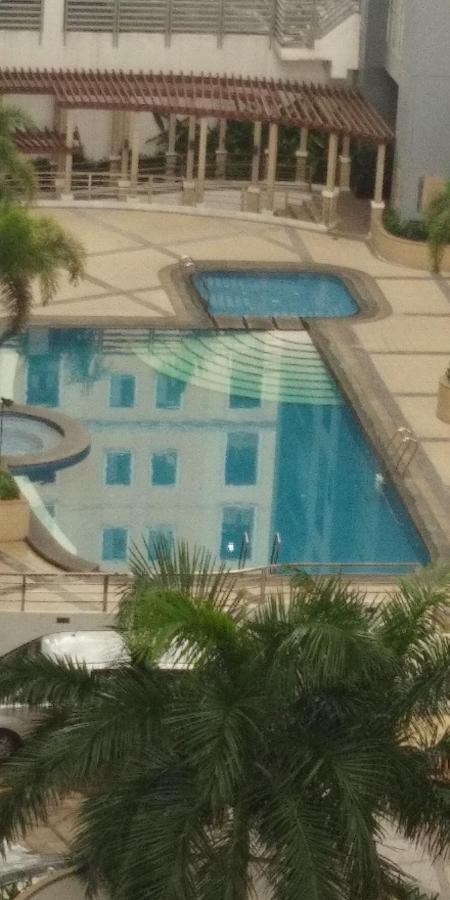 Palm 1 9c Manila