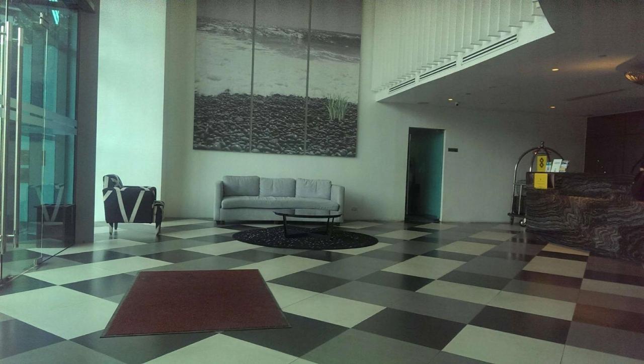 Acqua Private Residences 1br In The Heart Of Downtown Makati & Mandaluyong