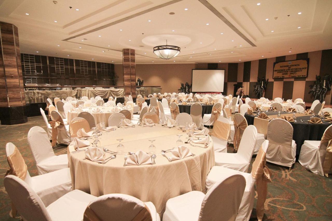 Hotel Century Park