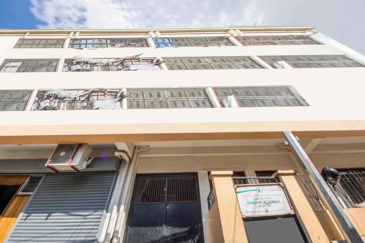 Oyo 578 Red Velvet Suites Hotel 2*