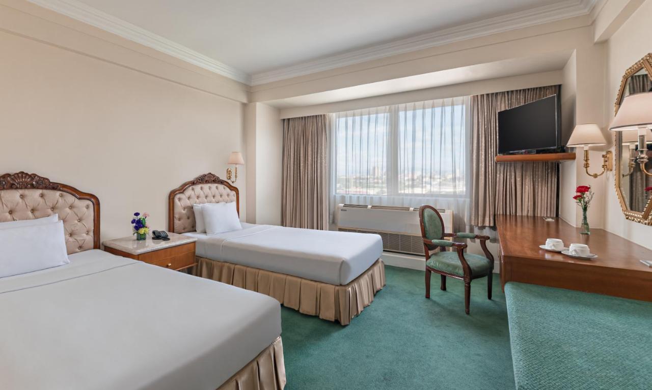Manila Prince Hotel 4*