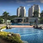 Studio Condominium - Short And Long Term Staycation