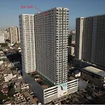 Penthouse Floor Overlooking Manila Bay