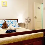 Malate Adriatico Street K&A House