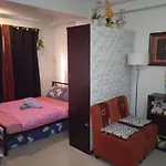 Angel\'S Travellers Transit House