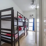 Oyo 699 Forbes Hall