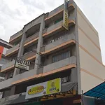 Oyo 790 Mango Inn