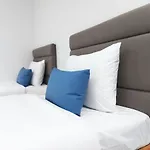 Airobedz Makati - A Value Hotel