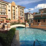 Cozy Ocean Blue Condo 43In Tv & Netflix
