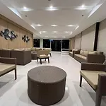 Jona\'S Place At Shell Residences Manila