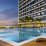 Cozy 1Br With Balcony At Fame Residences