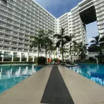 Cozy Space At Shell Residences In Tower A