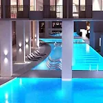 Condo Staycation Near Mall Of Asia