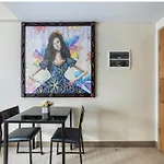 Studio At Newport World Airport Area Prime Location