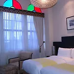 The Luneta Hotel