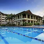 Lovely 2 Bedroom Condo With Free Secured Parking