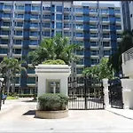 Lovely 2 Bed Room Condo Infront Of Naia Terminal 3