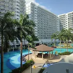 Sea And Shell Residences Moa - Ruffa\'S Condotel