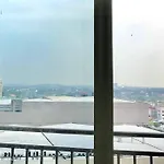 Comfy Studio Unit With Wi-Fi, Las Pinas City, Parking Rent Optional