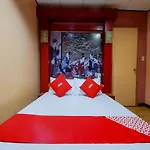 Oyo 861 Rosas Travellers Inn