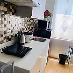Azure C7 Balcony, Wifi, Near Mall Airport