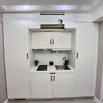 Enjoy Bgc Sunset And Golf Course View 2 Bedroom Loft With 100Mbps Internet Connection