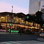 One Uptown Opposite Of Grandhyatt Hotel Manila Taguig City