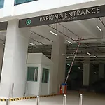 One Uptown Opposite Of Grandhyatt Hotel Manila Taguig City