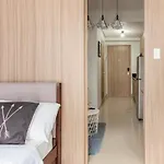 Shore 2 Apartment With Balcony