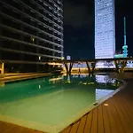 Cozy 1Br With Netflix & Balcony Pool View Condo