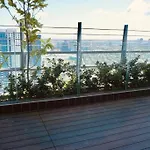 Eastwood High Life - Spectacular City View
