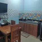 Vimelzu Mhavic Family Room