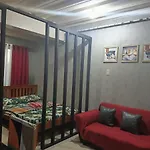 Vimelzu Mhavic Family Room