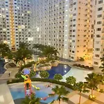 Shore Residences Facing Moa
