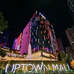 1 Bedroom Uptown Bgc Across Uptown Mall