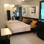 Kl Tower Studio Legazpi Village, Makati Near Greenbelt & Aim Makati