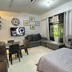Manhattan Parkview Studio Unit
