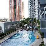 Cubao Manhattan Heights Unit 6H Tower B, 2Br
