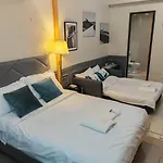 One Uptown Residence - Thompson Suites