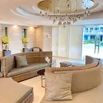 Esperanza Place