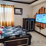 Centro Deluxe 3- Free Parking & Wi-Fi In Alabang
