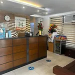H Plus Hotel Powered By Cocotel
