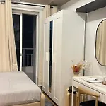 Taguig Budget Airbnb With Amenities Near Bgc And Airport