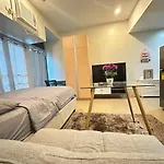 Ej\'S Staycation 4Th F With 200Mbps Wi-Fi And Netflix