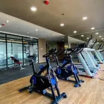 Harbour Park Luxury 1 Bedroom With Balcony View