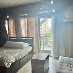 Von\'S Bachelor Pad