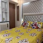 Pasay Onepalm Tree Villas 7N C3