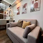 Zen Homestay In Makati Cbd